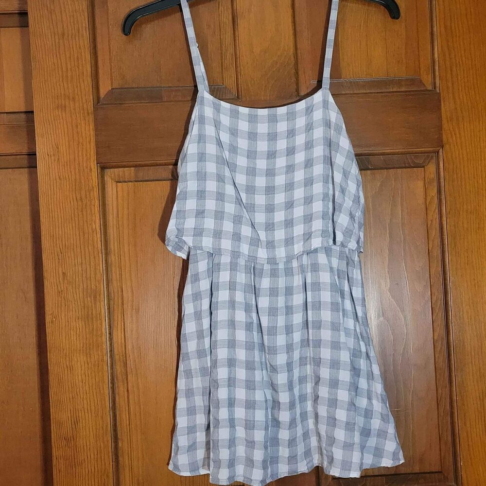 Women's size medium House of Harlow 1960 dress